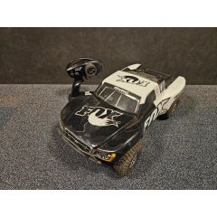 Tweedehands Traxxas Slash 4x4 VXL - Fox editie
