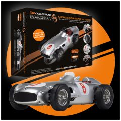 IXO Collection - 1/8 Mercedes Benz W196 NR. 8 (Juan Manuel Fangio)