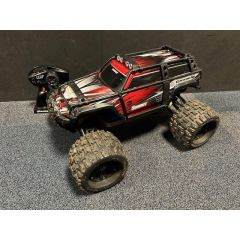 Tweedehands Traxxas Summit 1/8 Rood