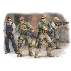 Trumpeter 1/35 PMC in Iraq - VIP Protection