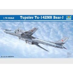 Trumpeter 1/72 Tupolev Tu-142 MR Bear-j