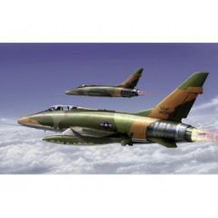 Trumpeter 1/72 F-100F Super Sabre