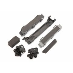 Battery hold-down/ mounts (front & rear)/ battery compartment spacers/ foam pads (TRX-8919)